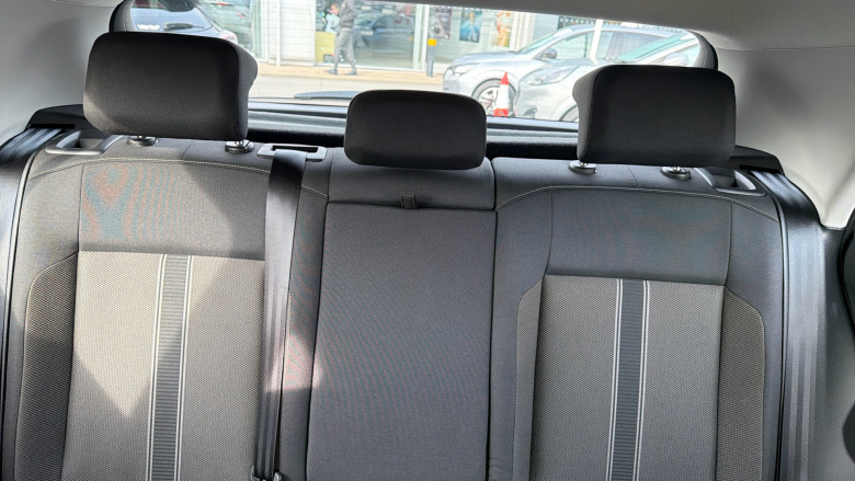 Volkswagen T-Roc 1.5 TSI EVO SE 5dr DSG Petrol Hatchback